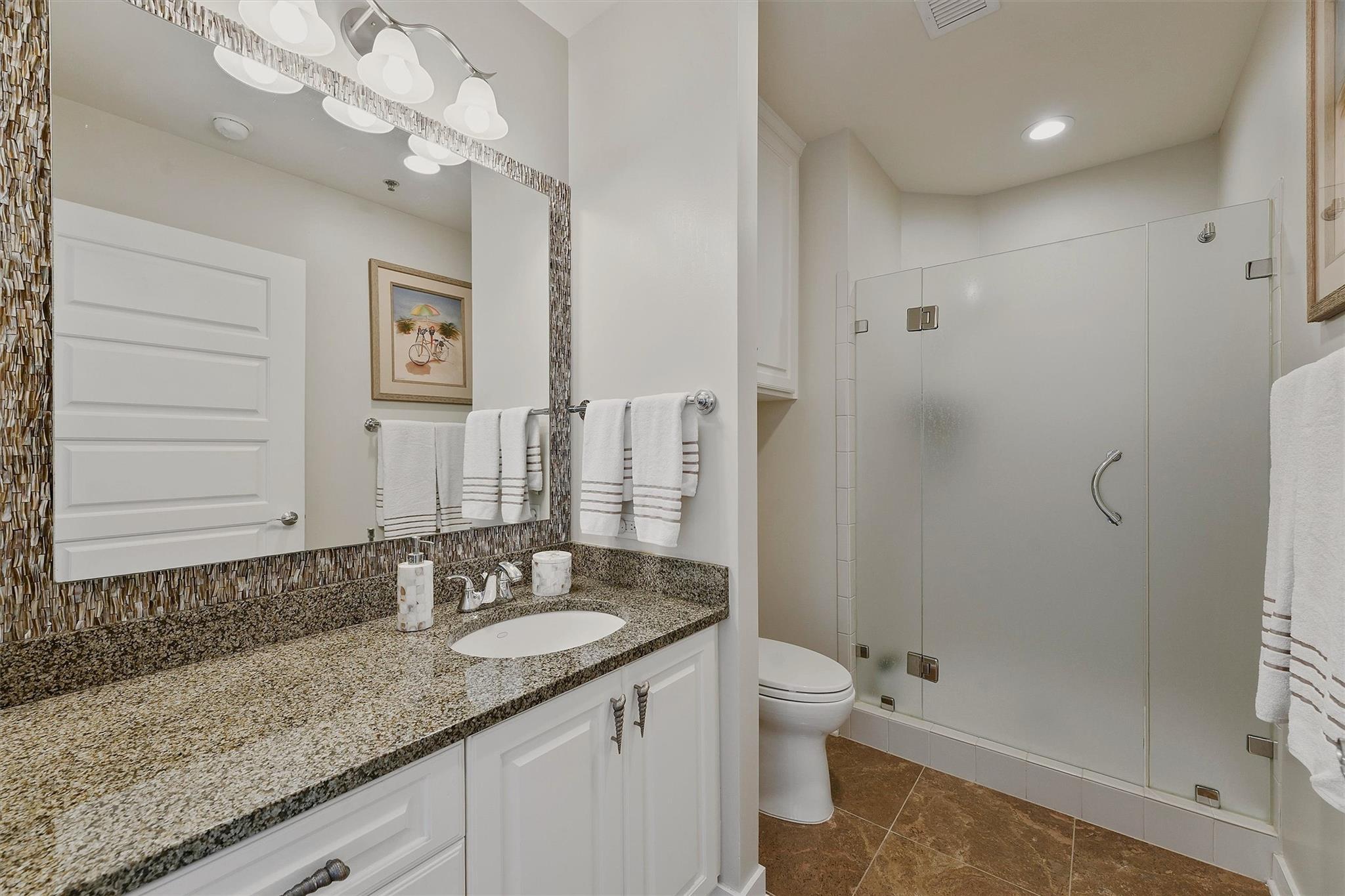 801 E Beach Drive Unit: TW2008