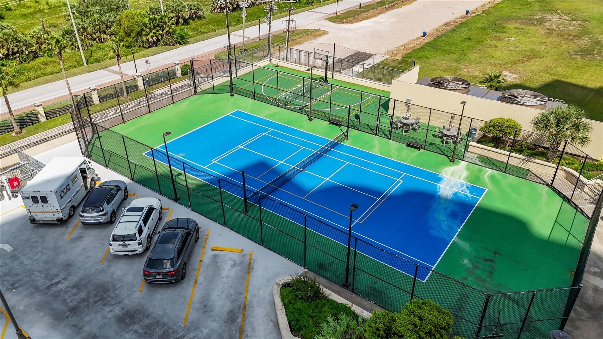 801 E Beach Drive Unit: TW2008