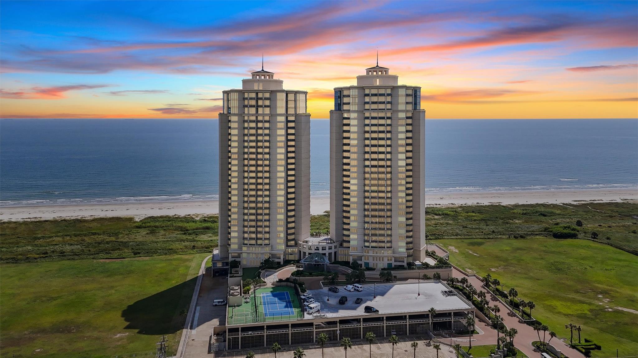 801 E Beach Drive Unit: TW2008