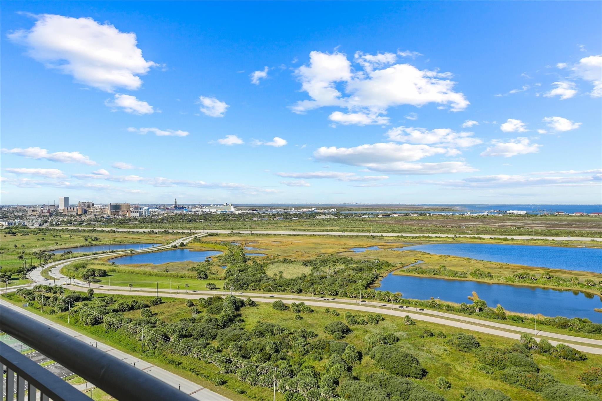 801 E Beach Drive Unit: TW2008