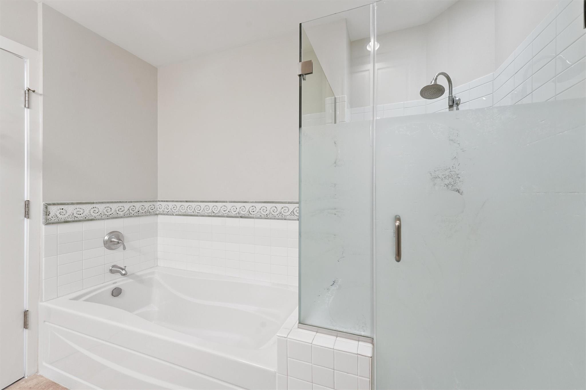 801 E Beach Drive Unit: TW2008