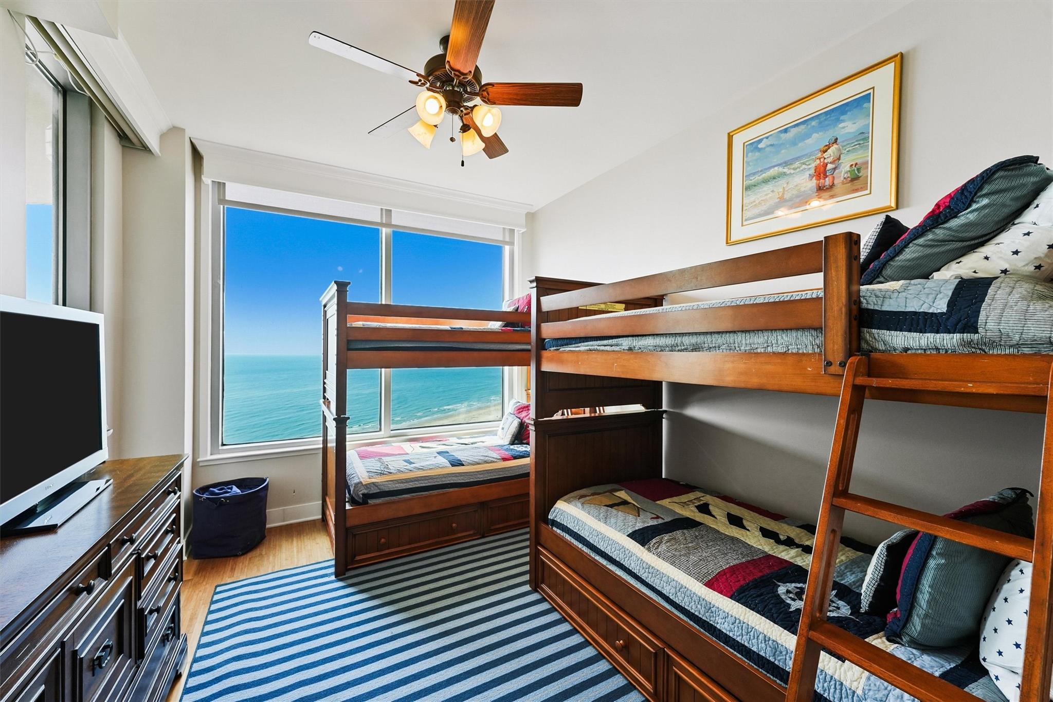 801 E Beach Drive Unit: TW2008