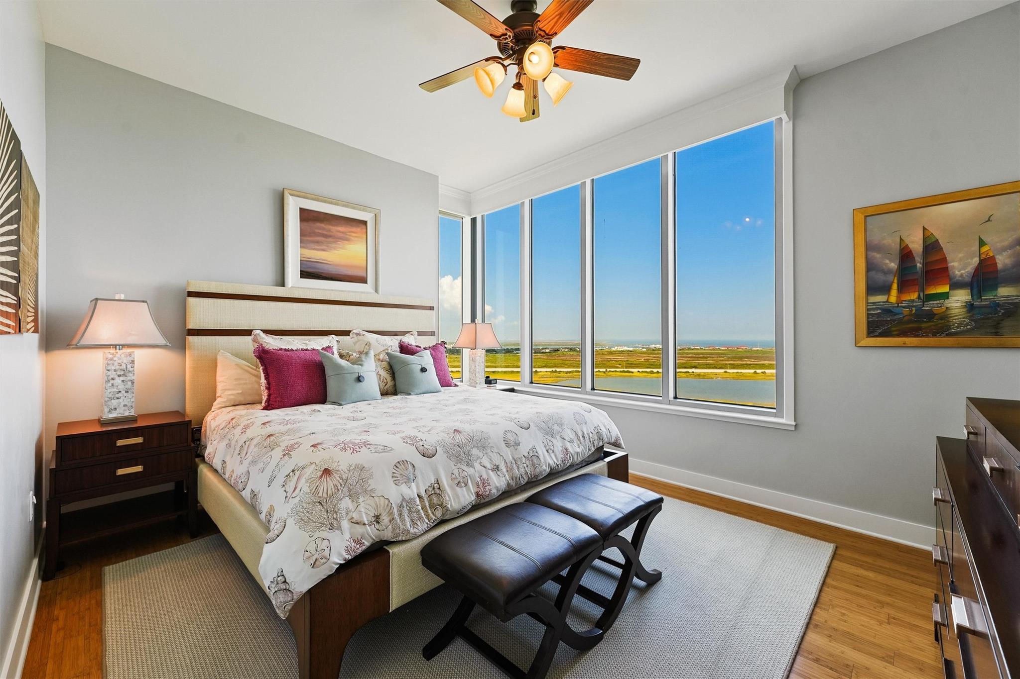 801 E Beach Drive Unit: TW2008