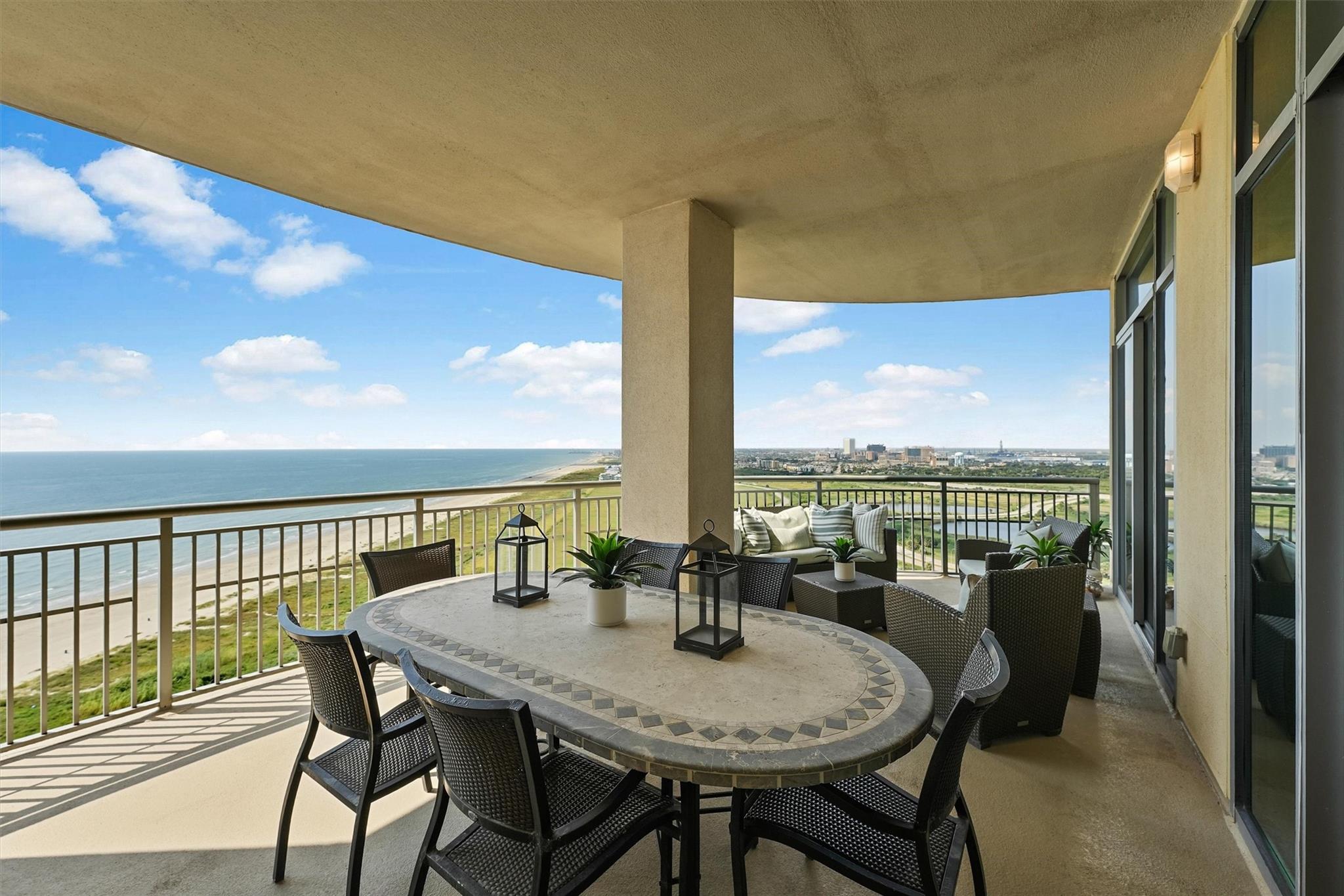801 E Beach Drive Unit: TW2008