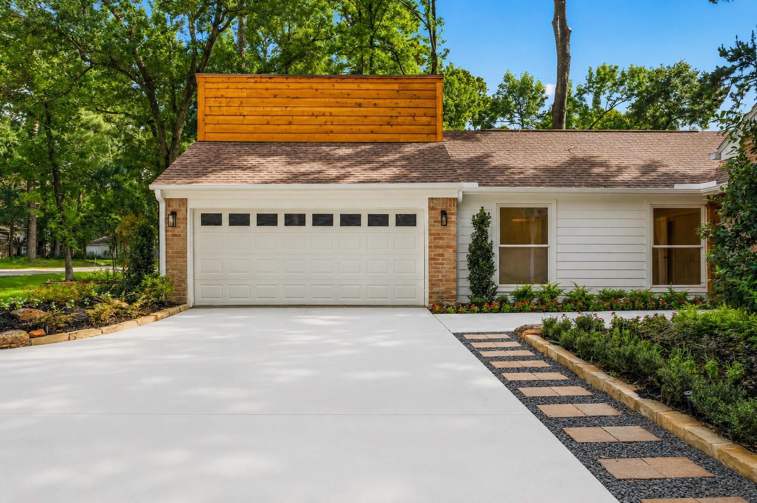 76 Woodhaven Wood Drive