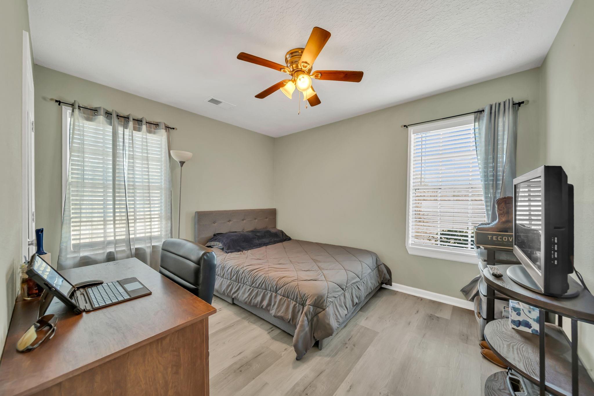 101 Lincoln Cedar Drive