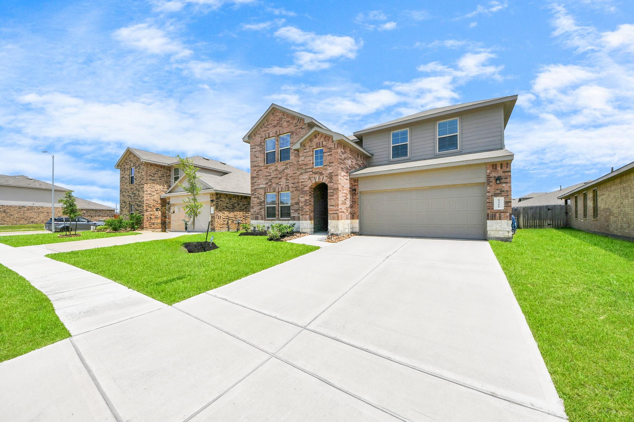 5322 Shady Olive Street