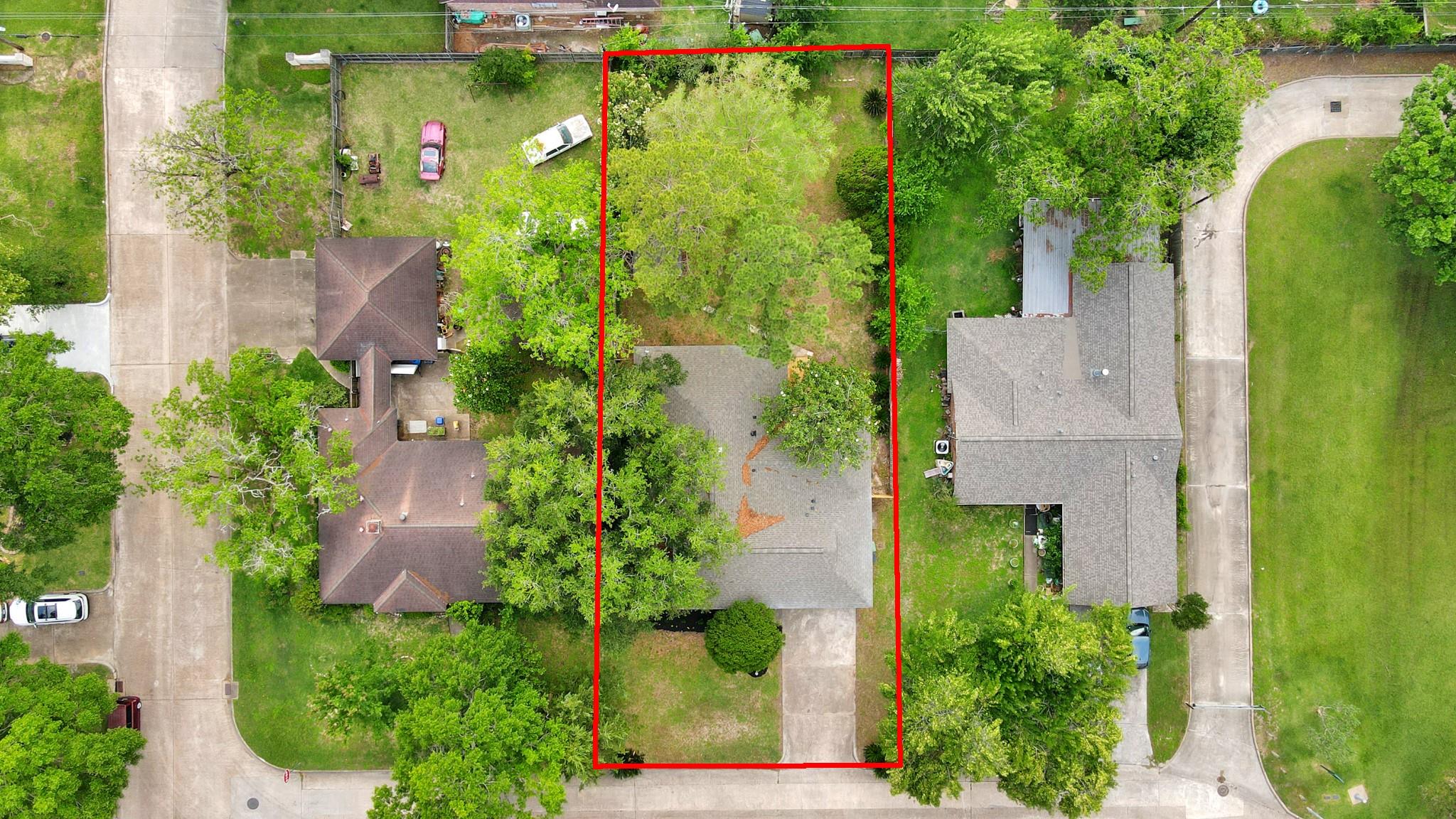 2407 Crestdale Dr