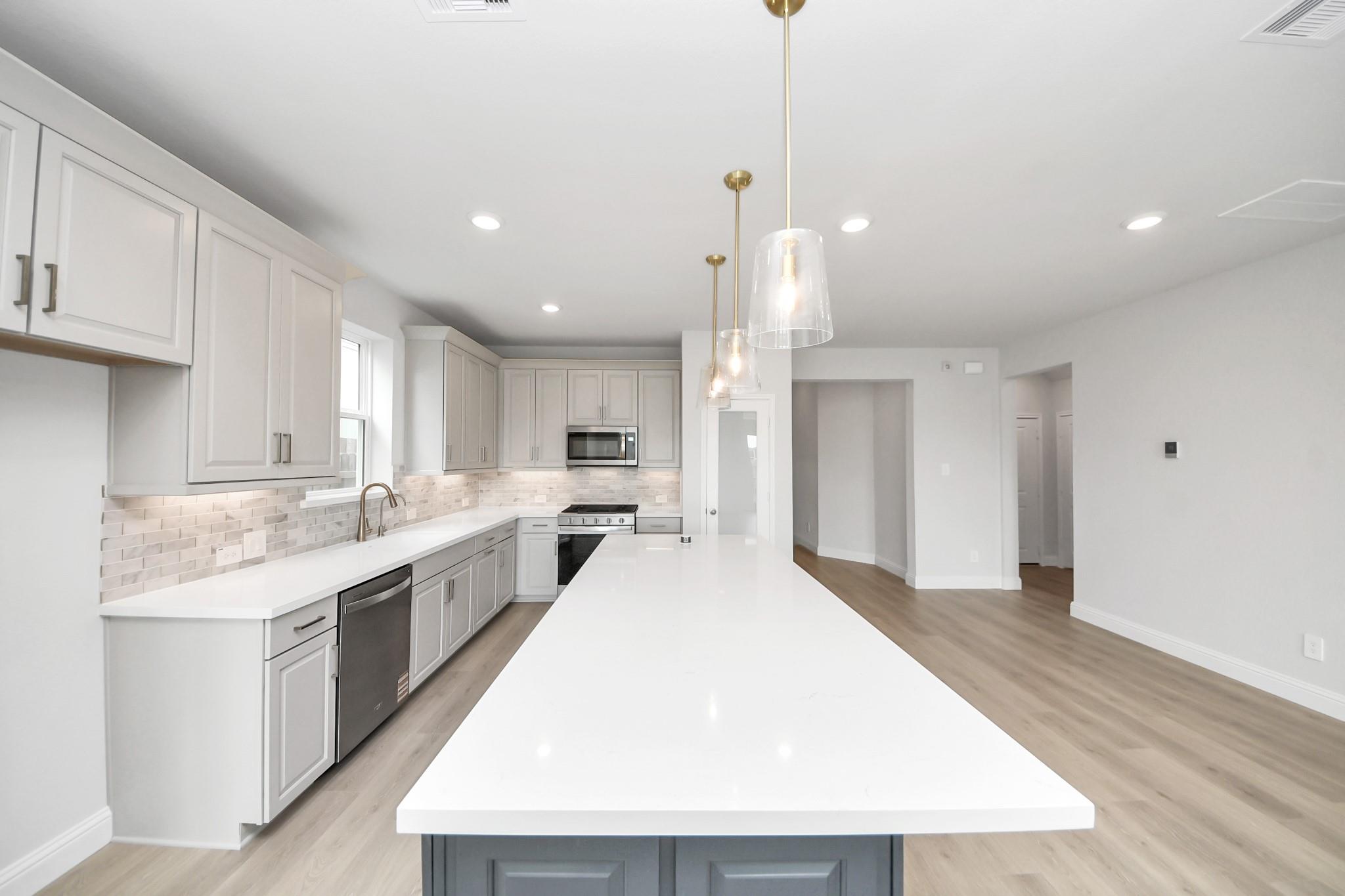 7706 Cattail Shallows Lane