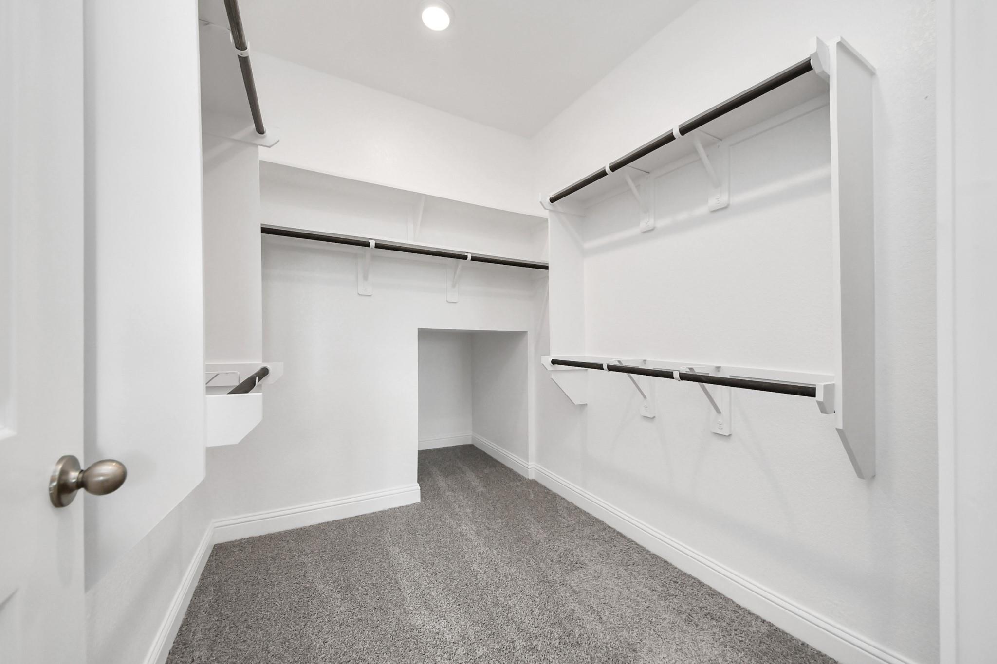 7706 Cattail Shallows Lane