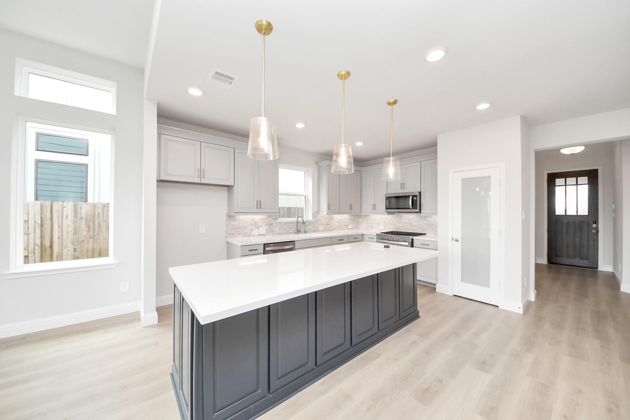 7706 Cattail Shallows Lane