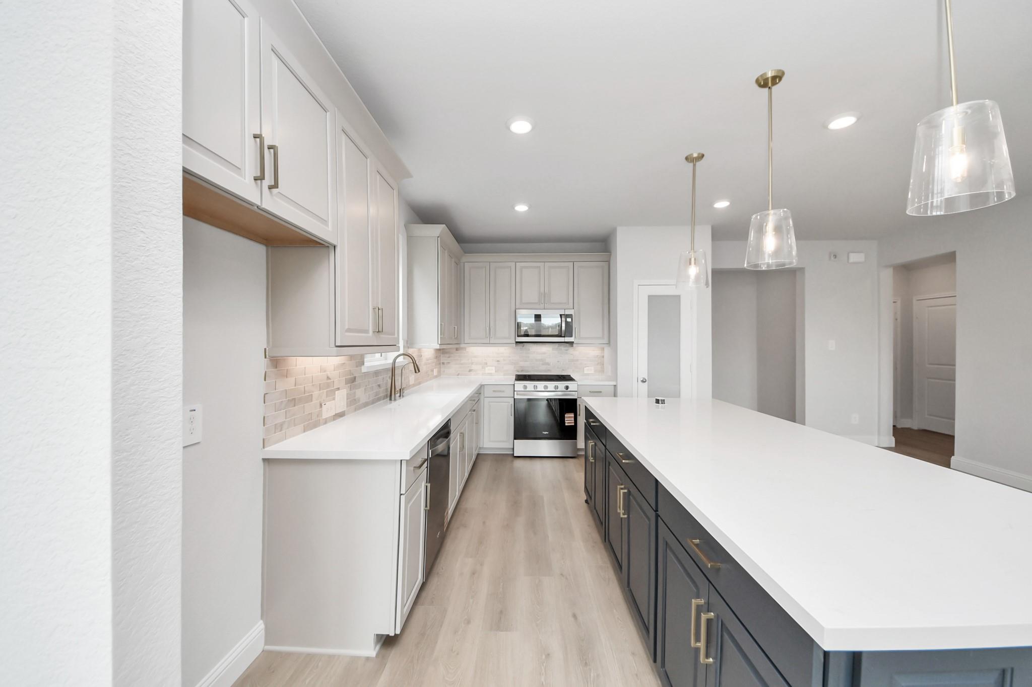 7706 Cattail Shallows Lane