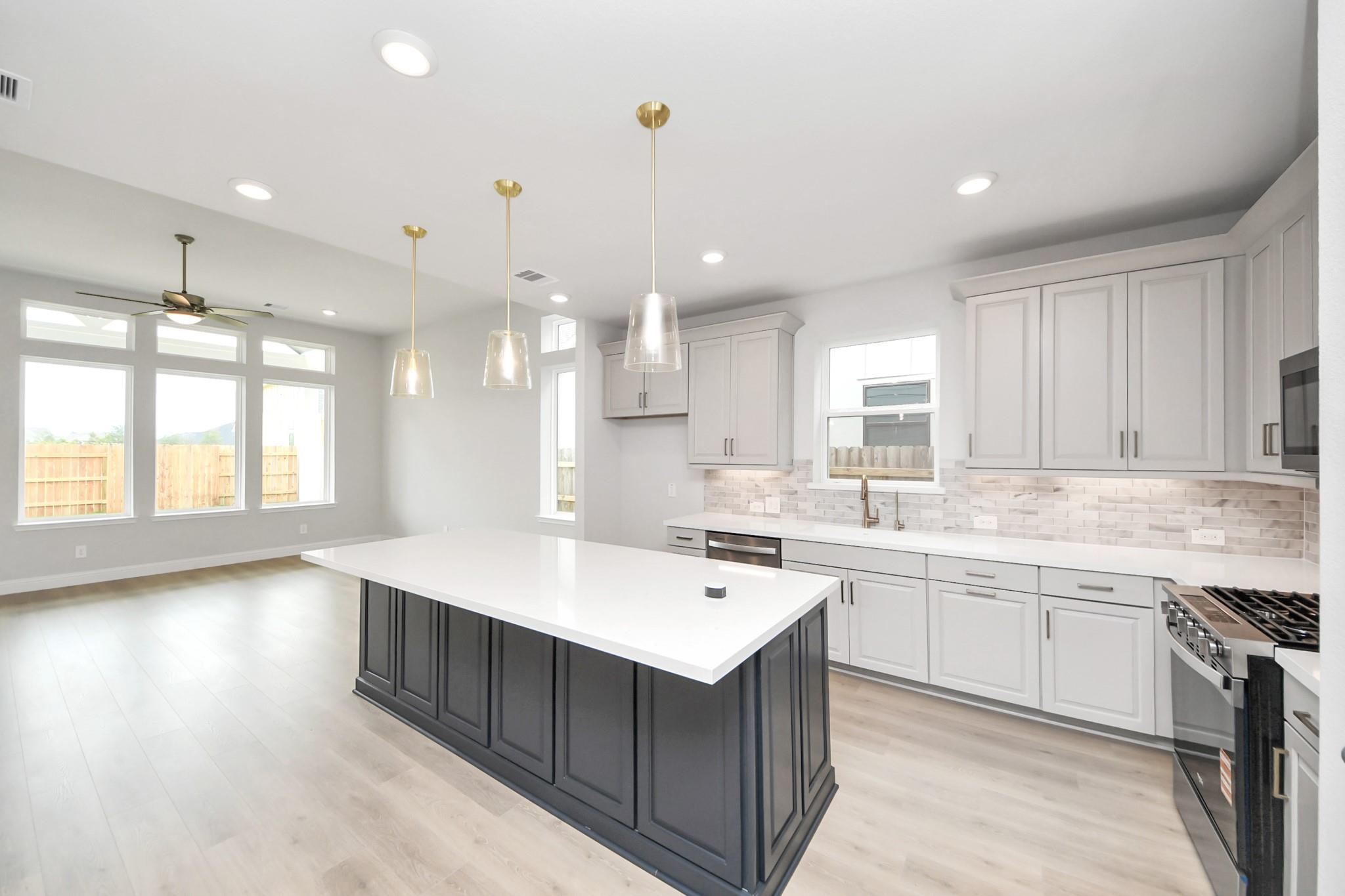 7706 Cattail Shallows Lane