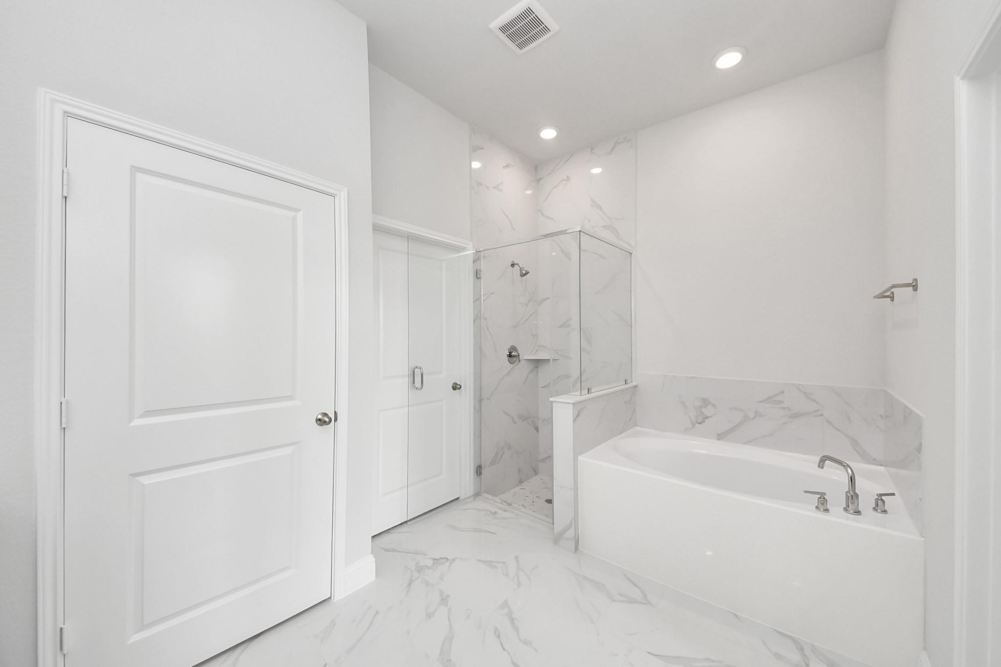 7706 Cattail Shallows Lane