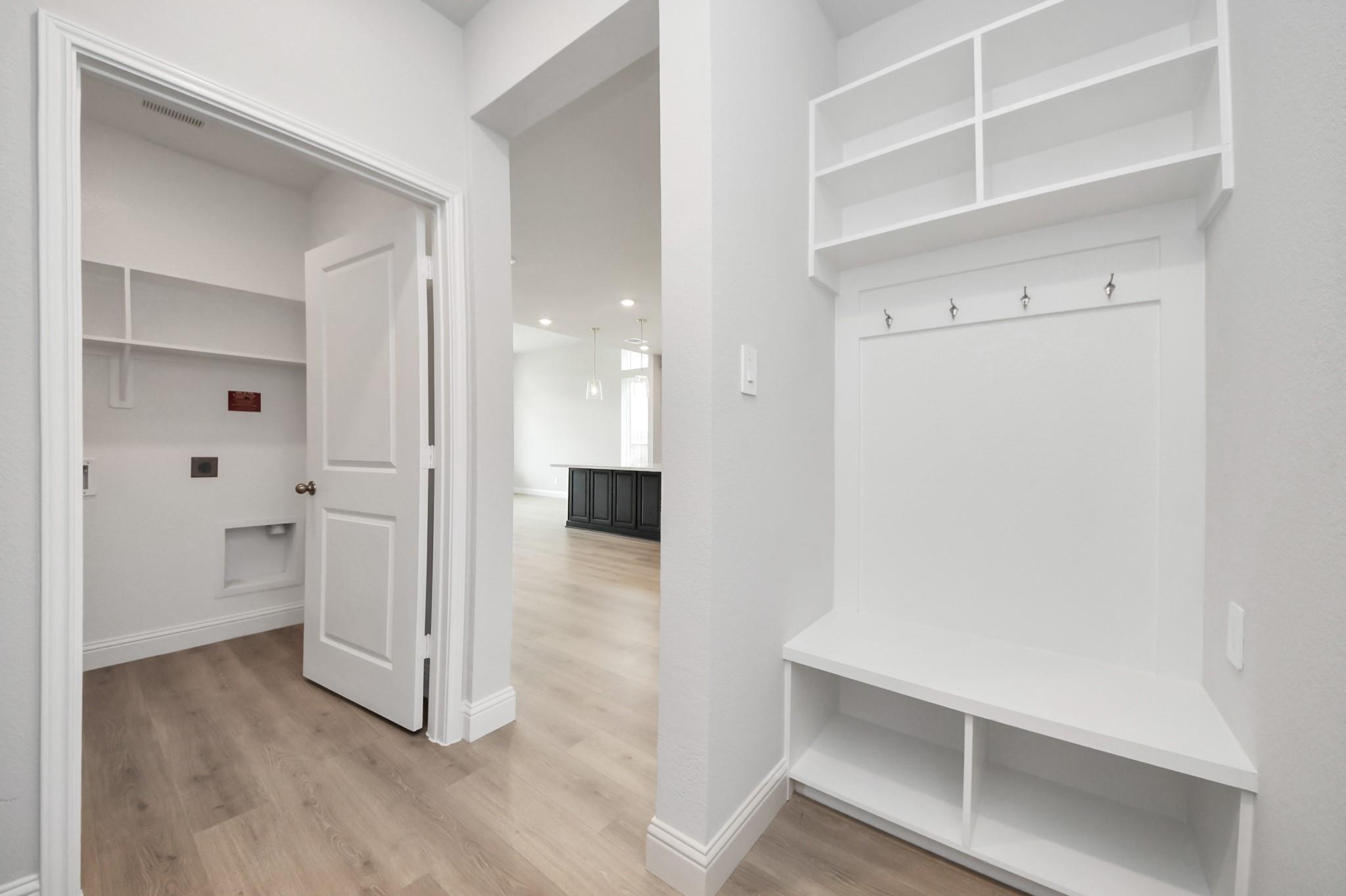 7706 Cattail Shallows Lane