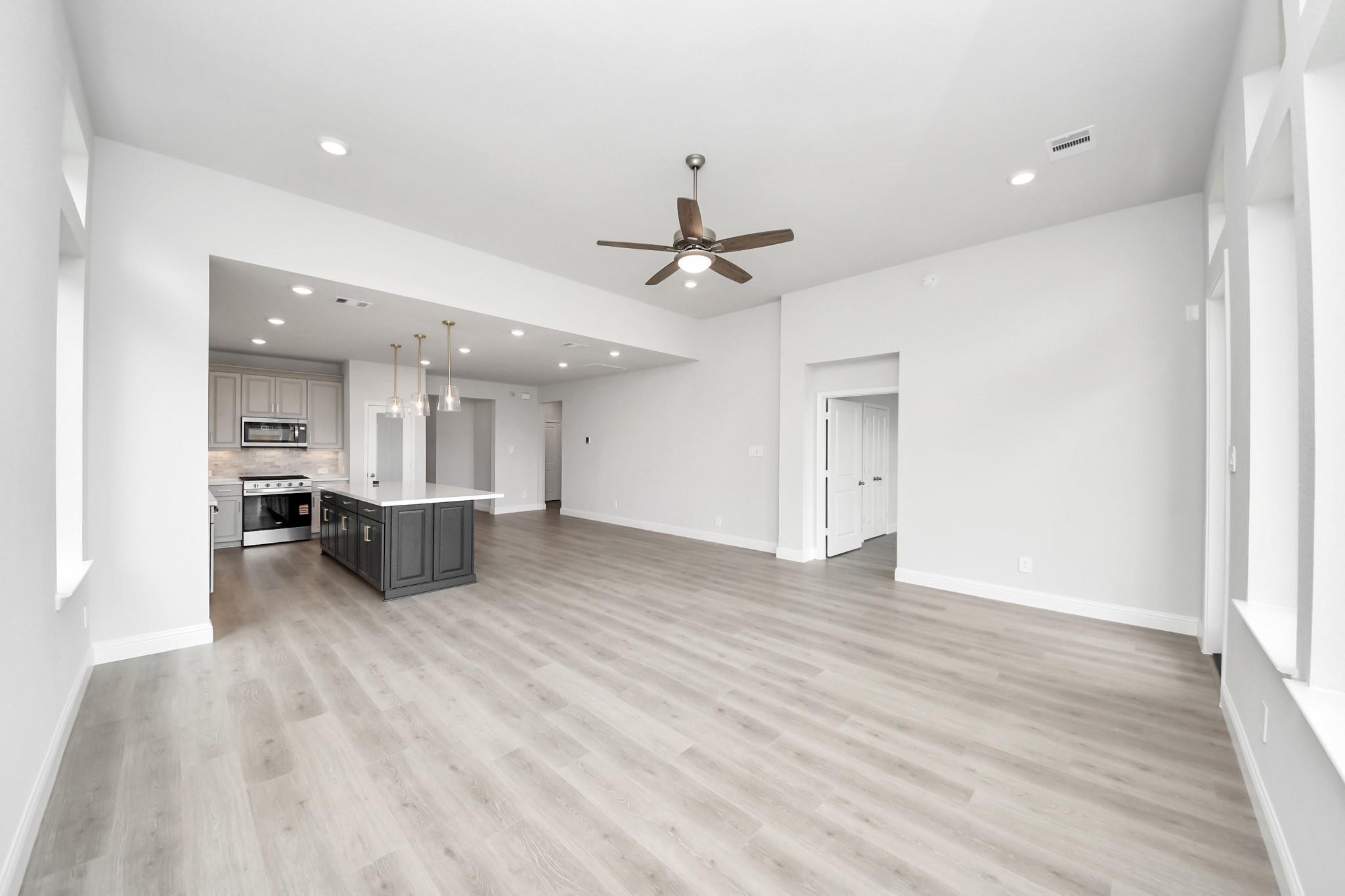 7706 Cattail Shallows Lane