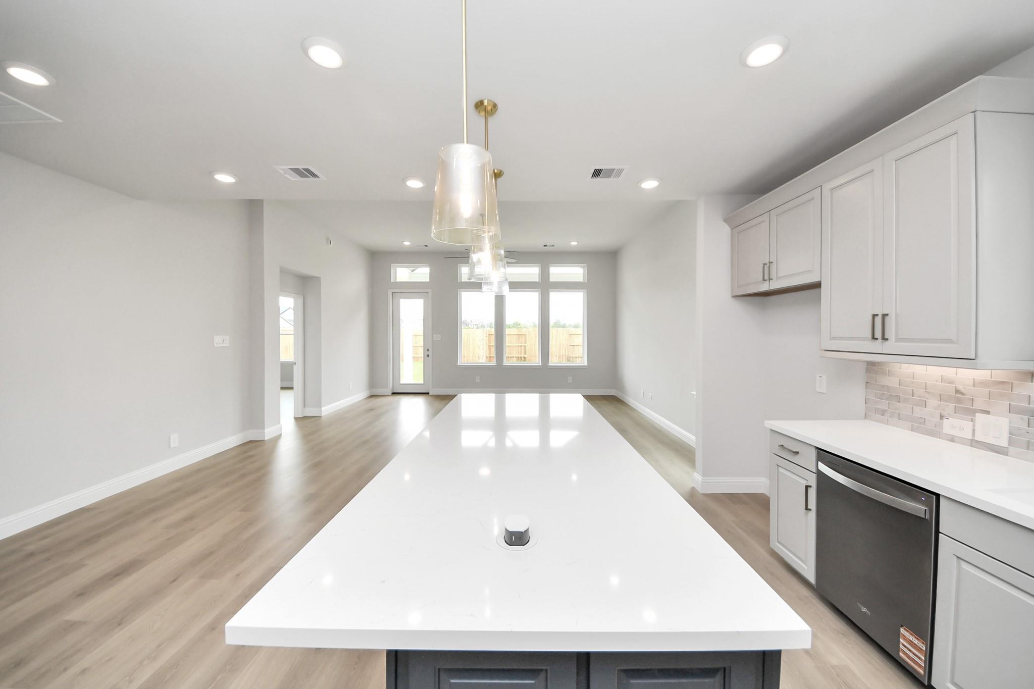 7706 Cattail Shallows Lane