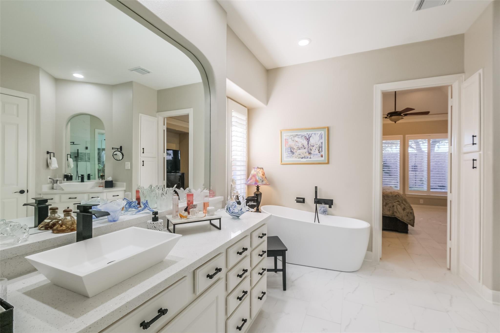 11413 Gallant Ridge Lane