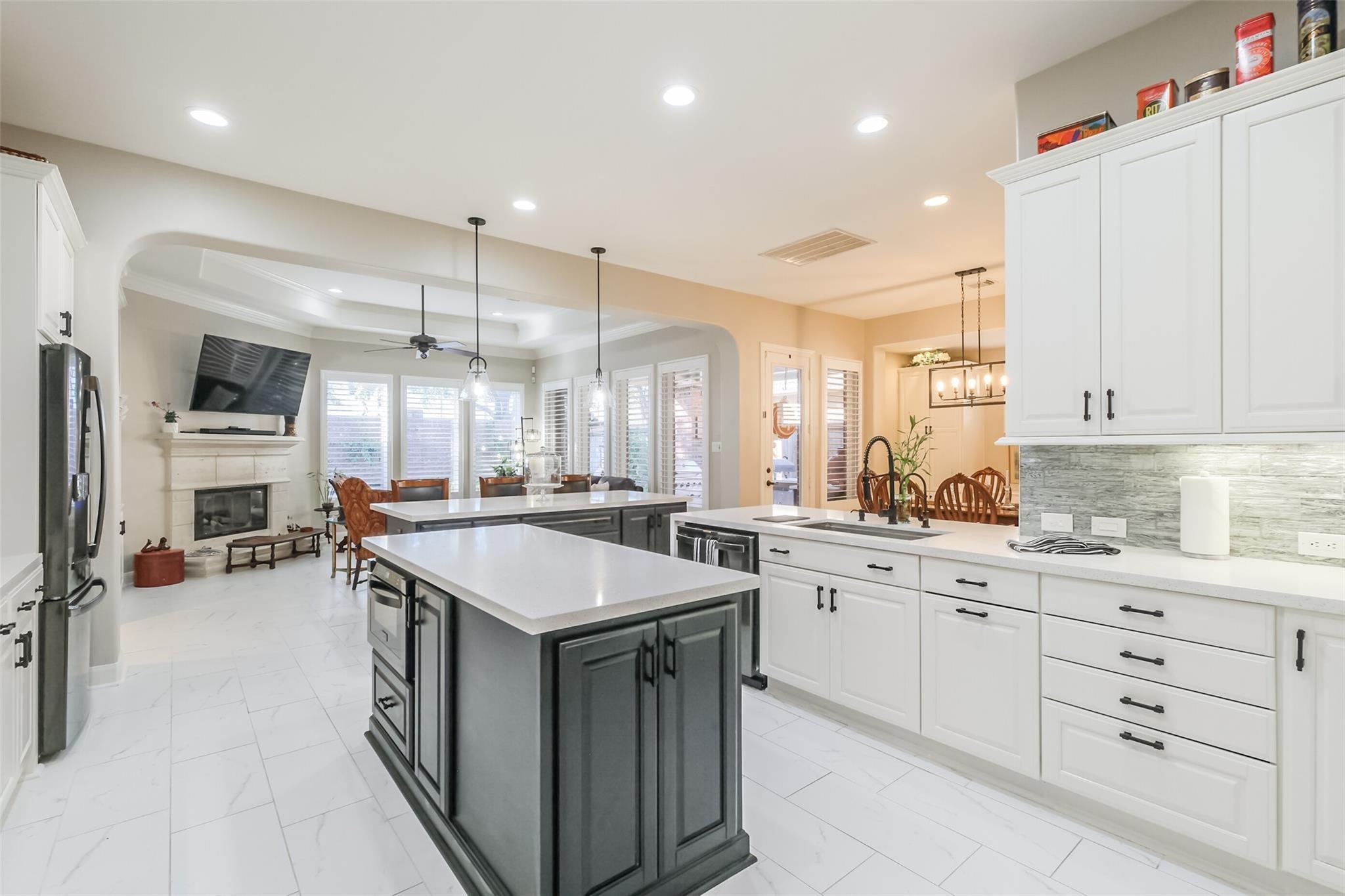 11413 Gallant Ridge Lane