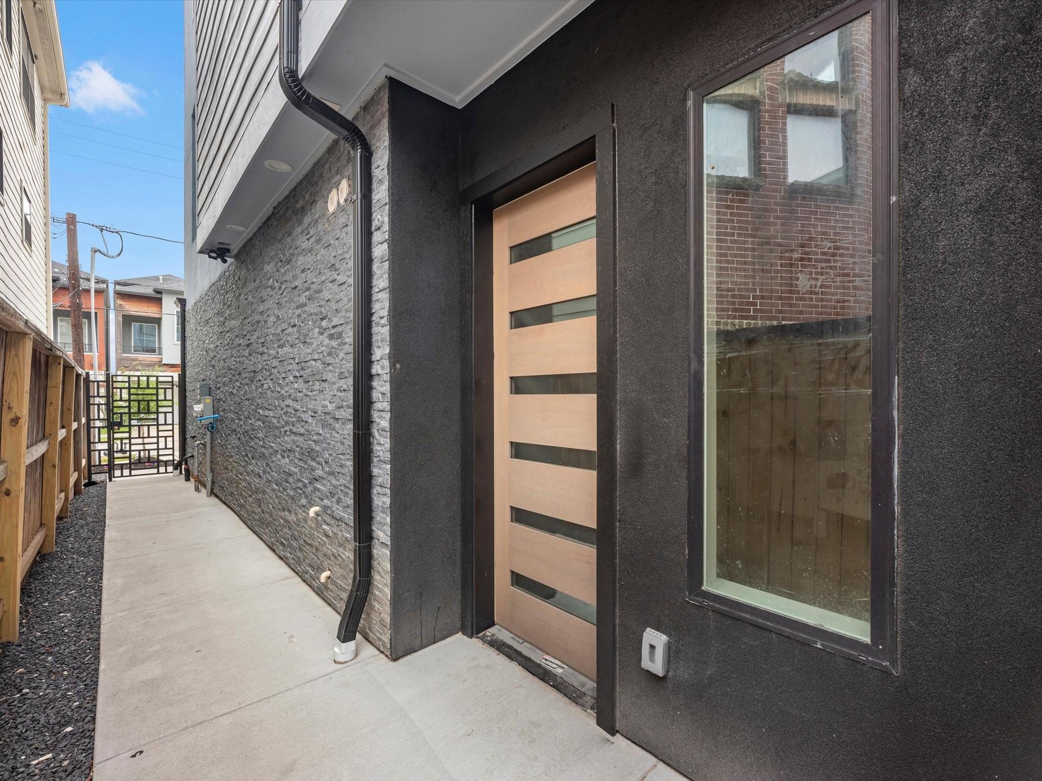 5240 Cornish # B