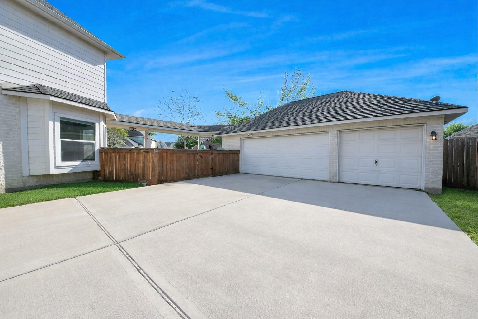 5703 Bishops Glen Court