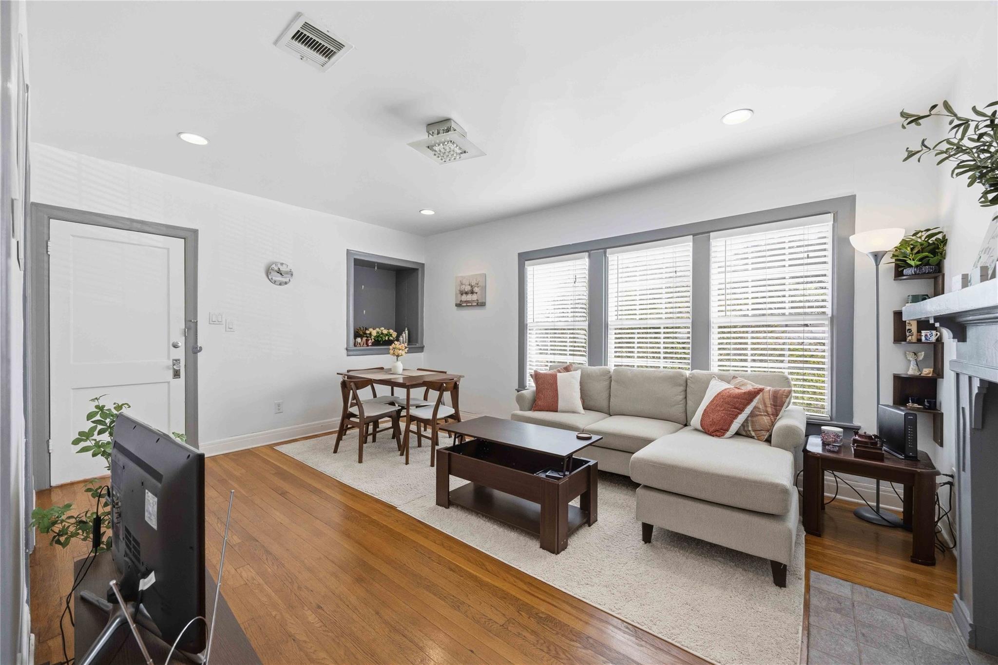 1546 Lombardy Street # B