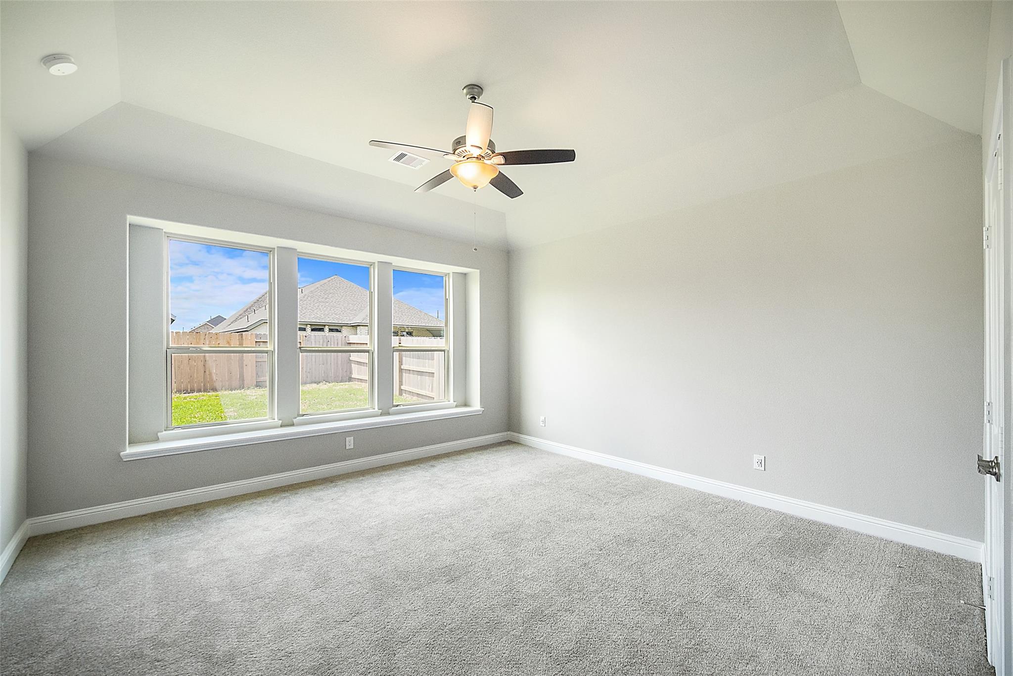 6226 Lost Ridge Lane