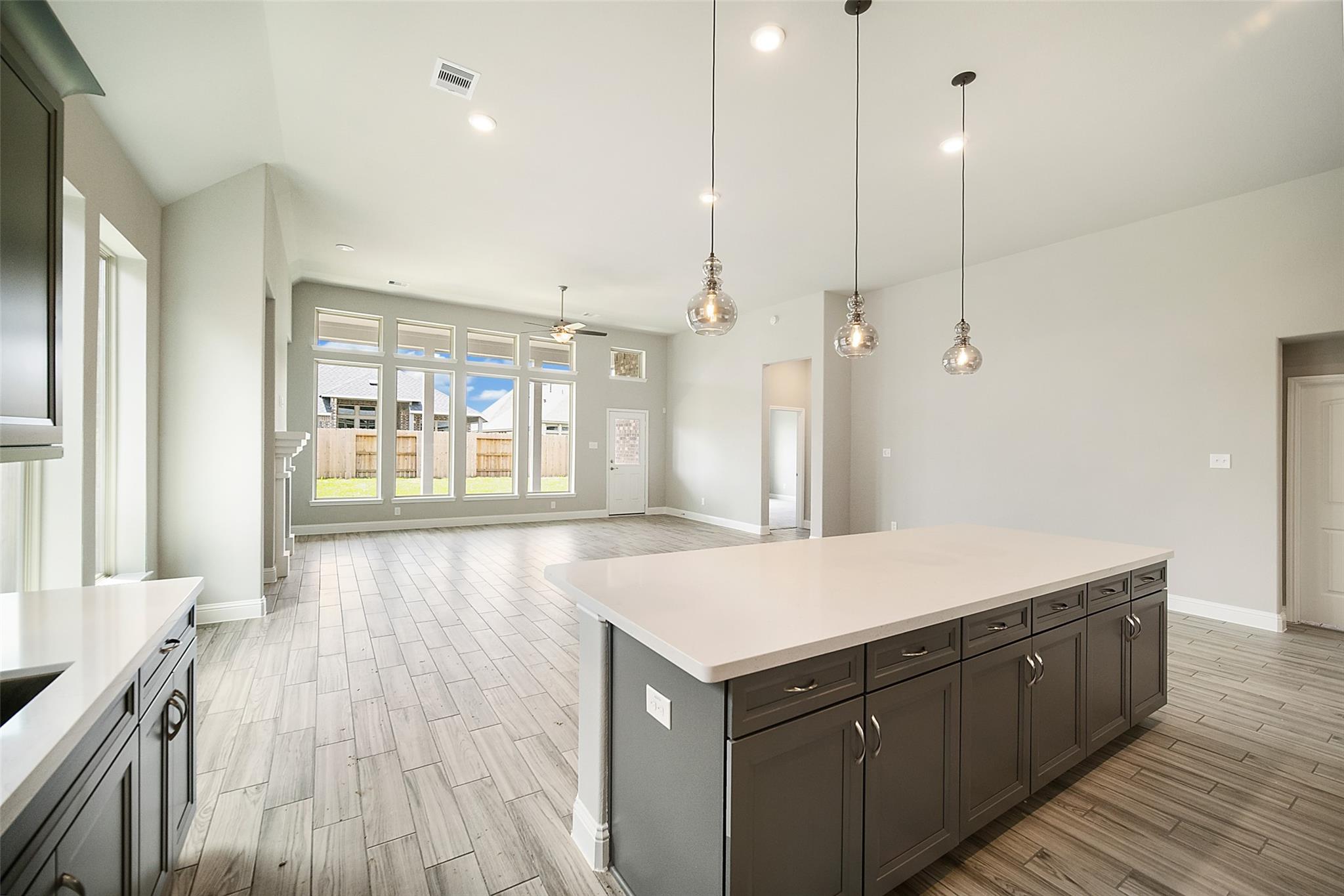 6226 Lost Ridge Lane