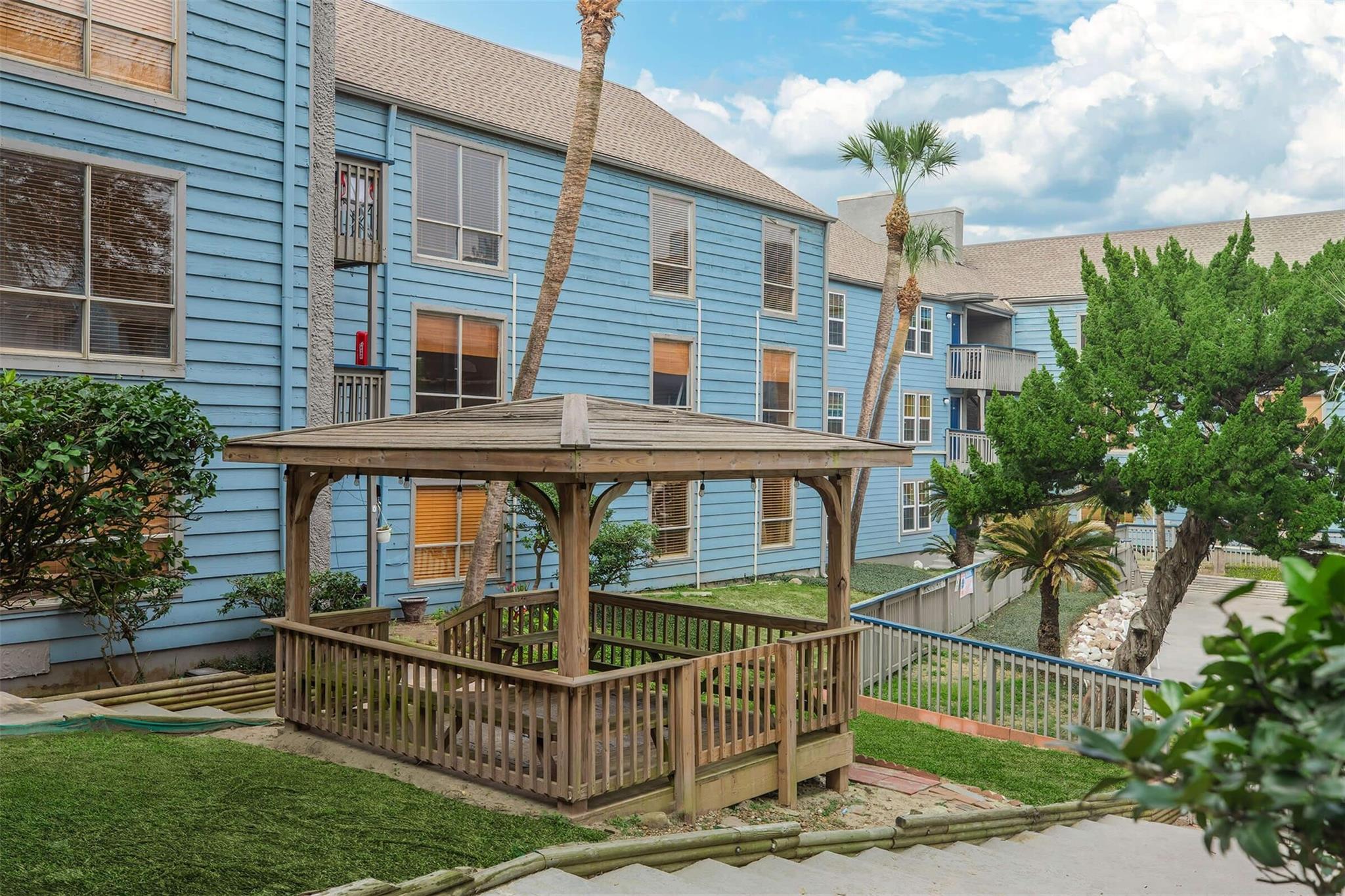 8100 Seawall Boulevard # B
