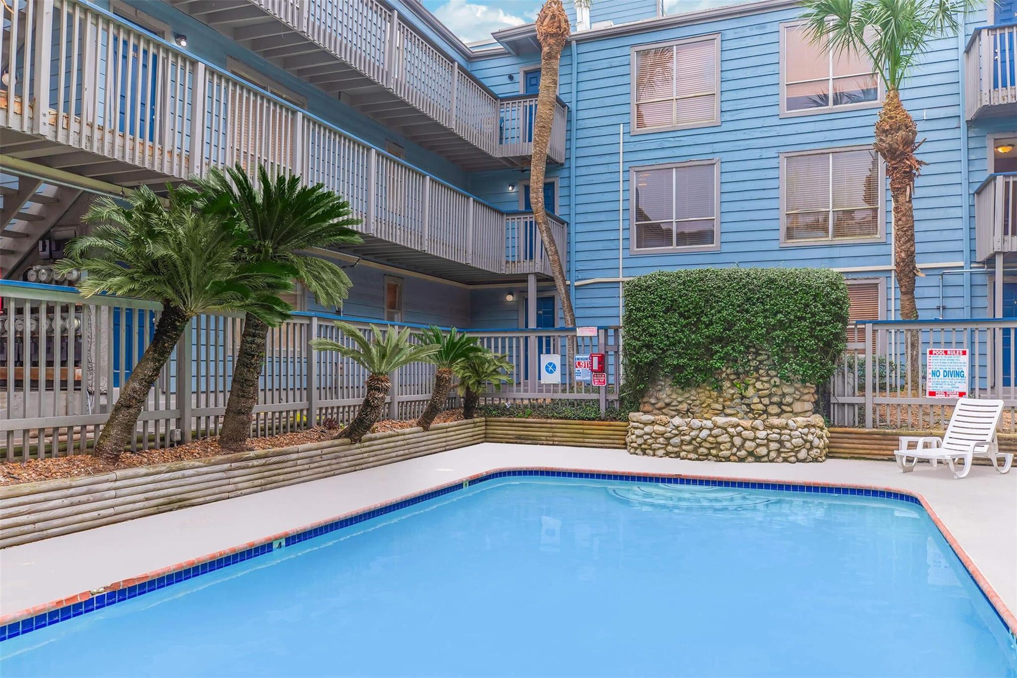 8100 Seawall Boulevard # B