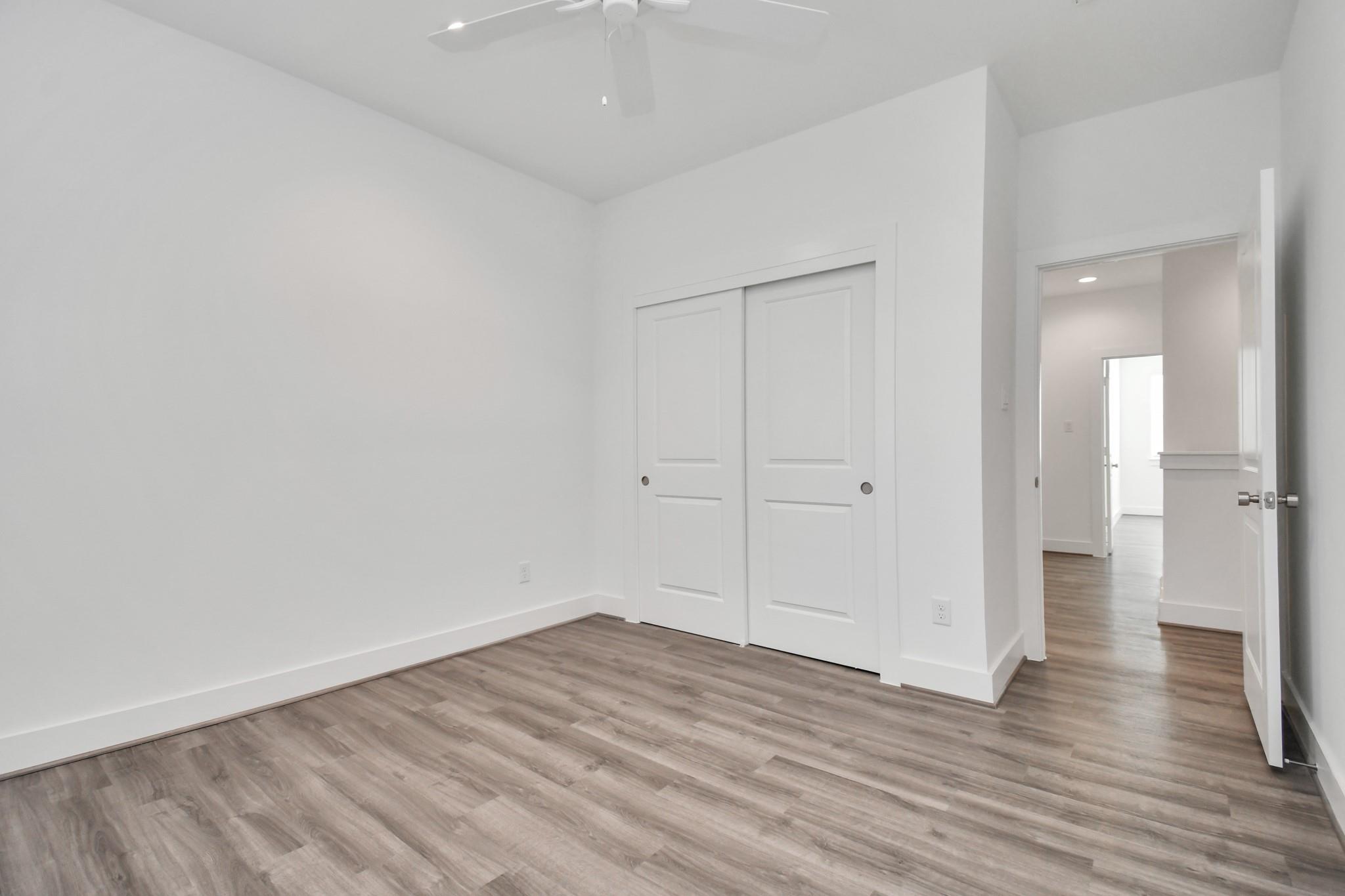 9027 Laverne Oak Lane