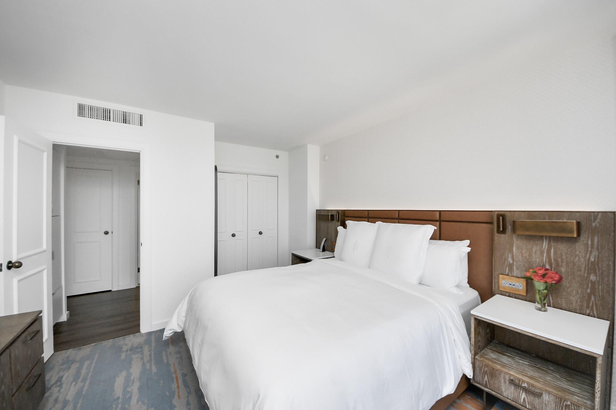 1300 Lamar Street Street # T8