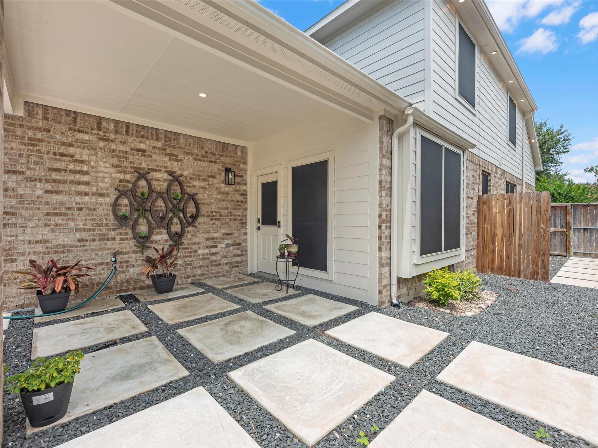 5410 Bur Oak Drive