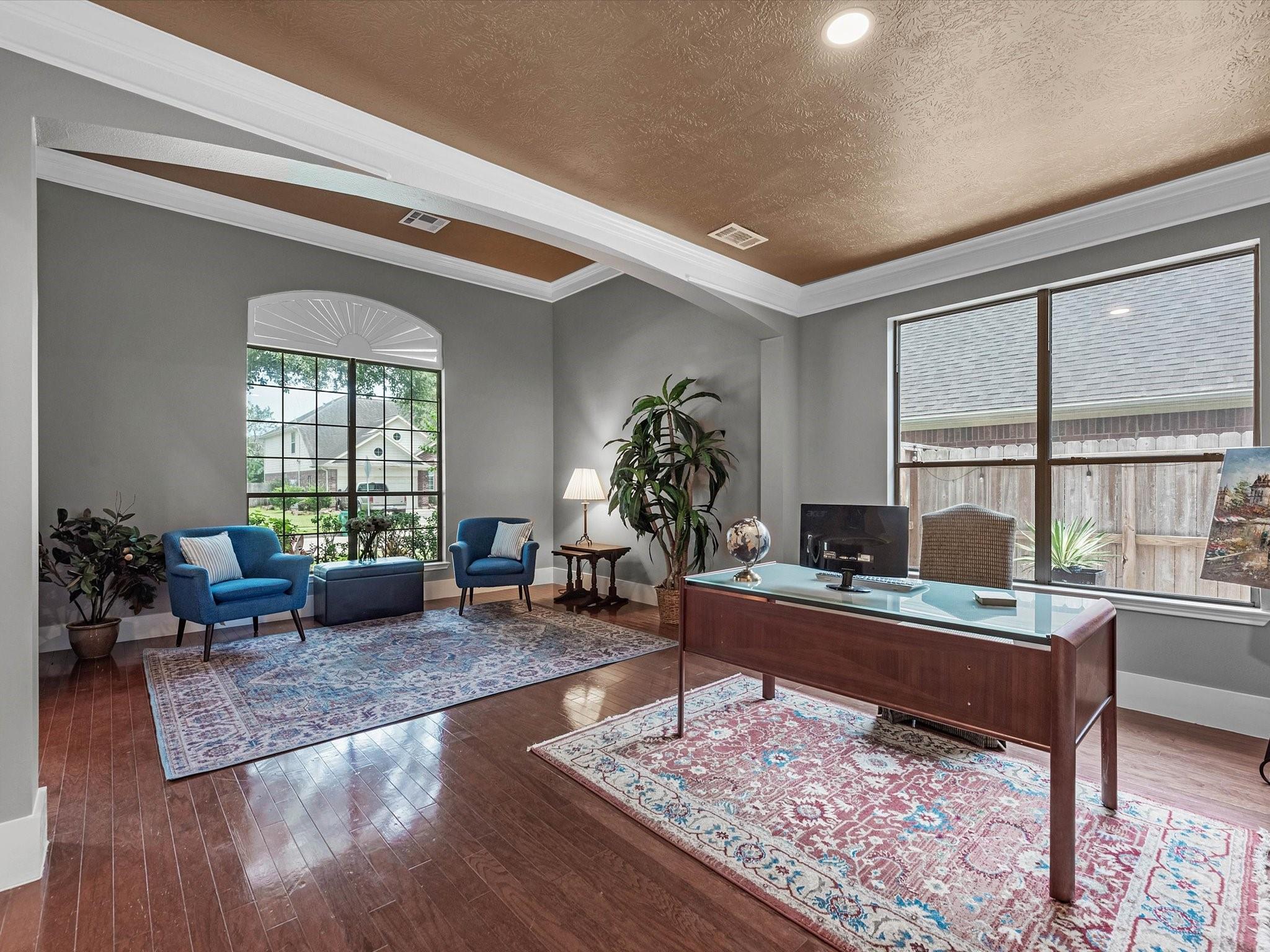 5410 Bur Oak Drive