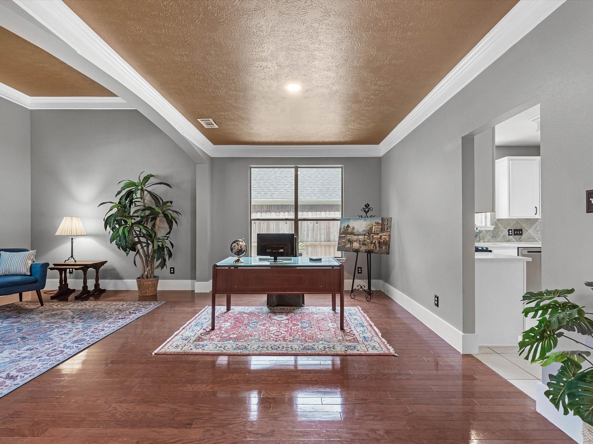5410 Bur Oak Drive