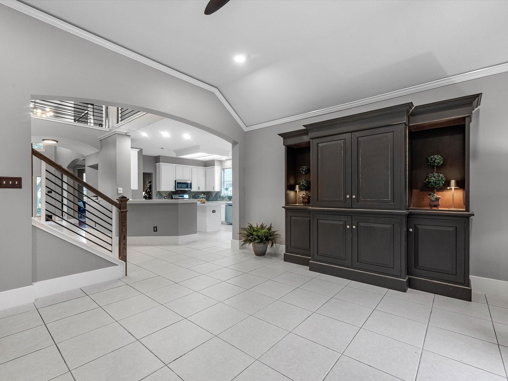 5410 Bur Oak Drive