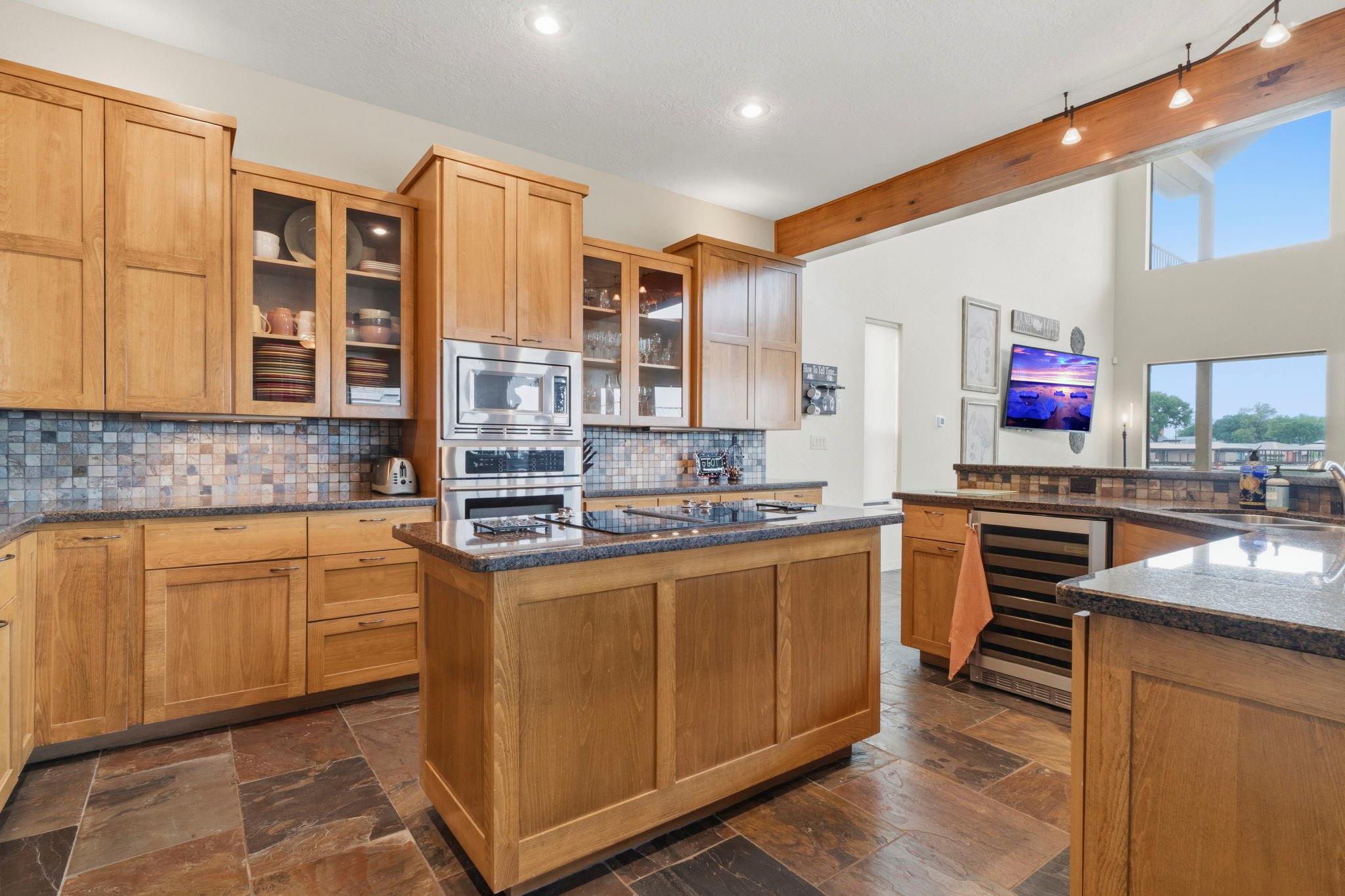 295 Bayview Lane