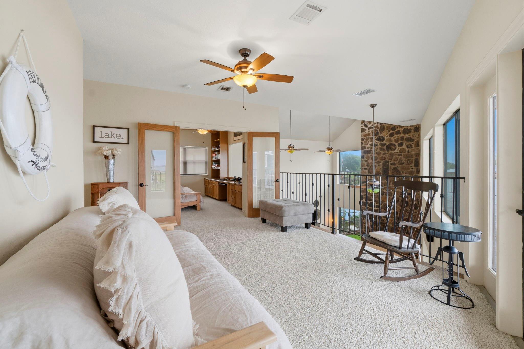 295 Bayview Lane