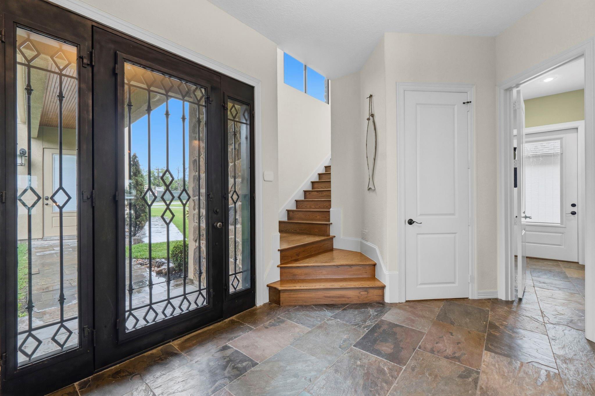 295 Bayview Lane