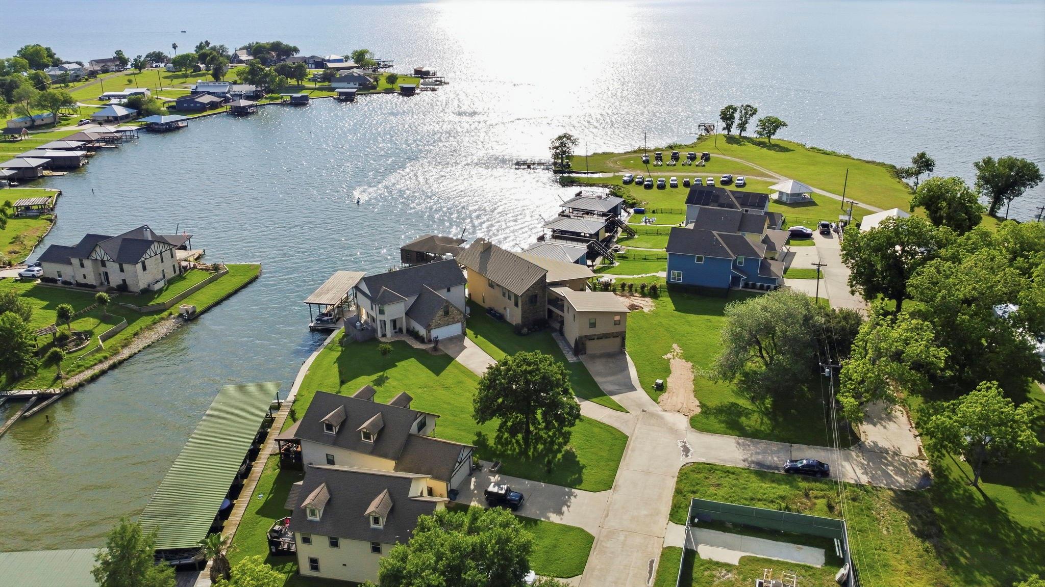 295 Bayview Lane
