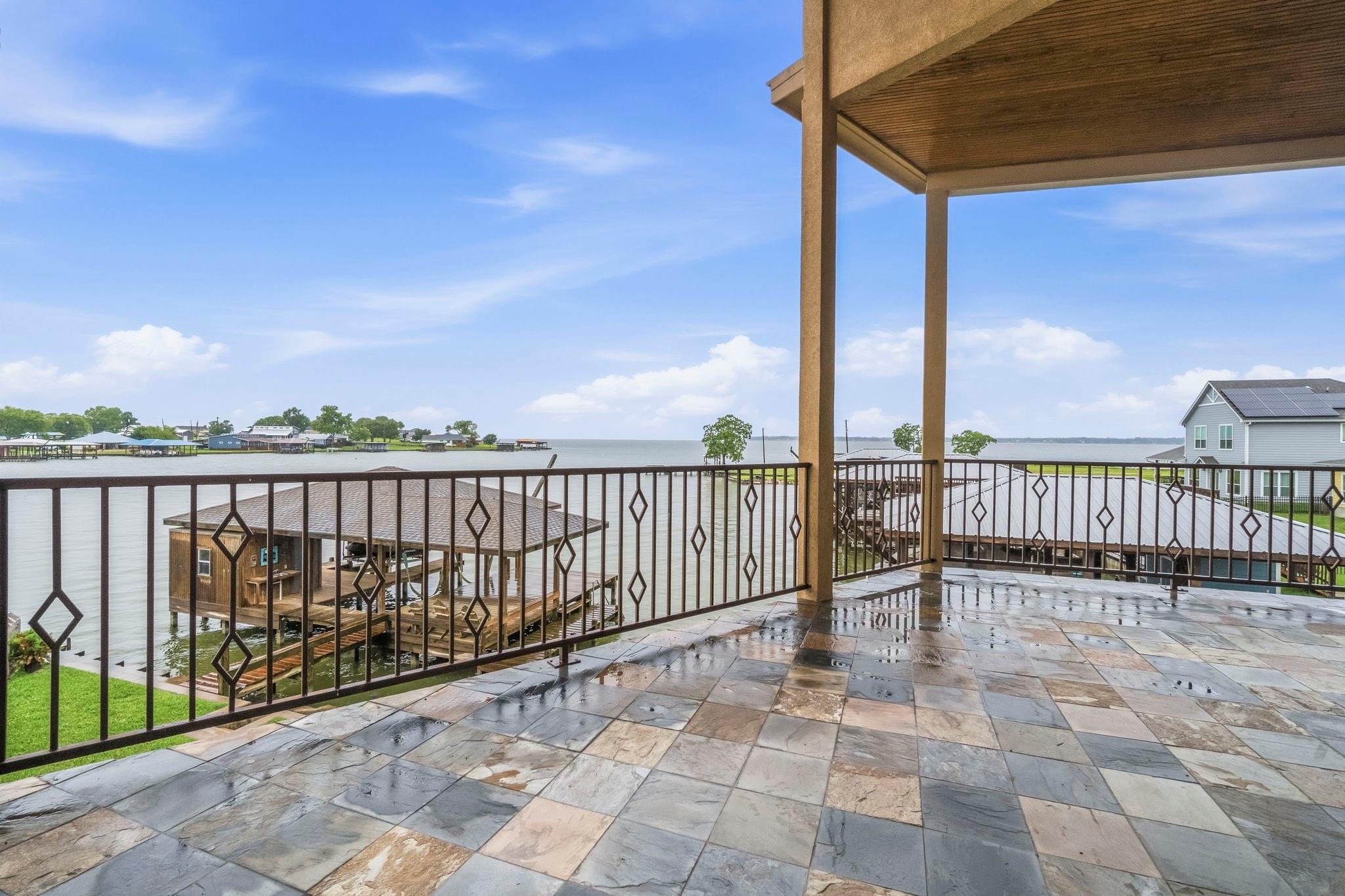 295 Bayview Lane