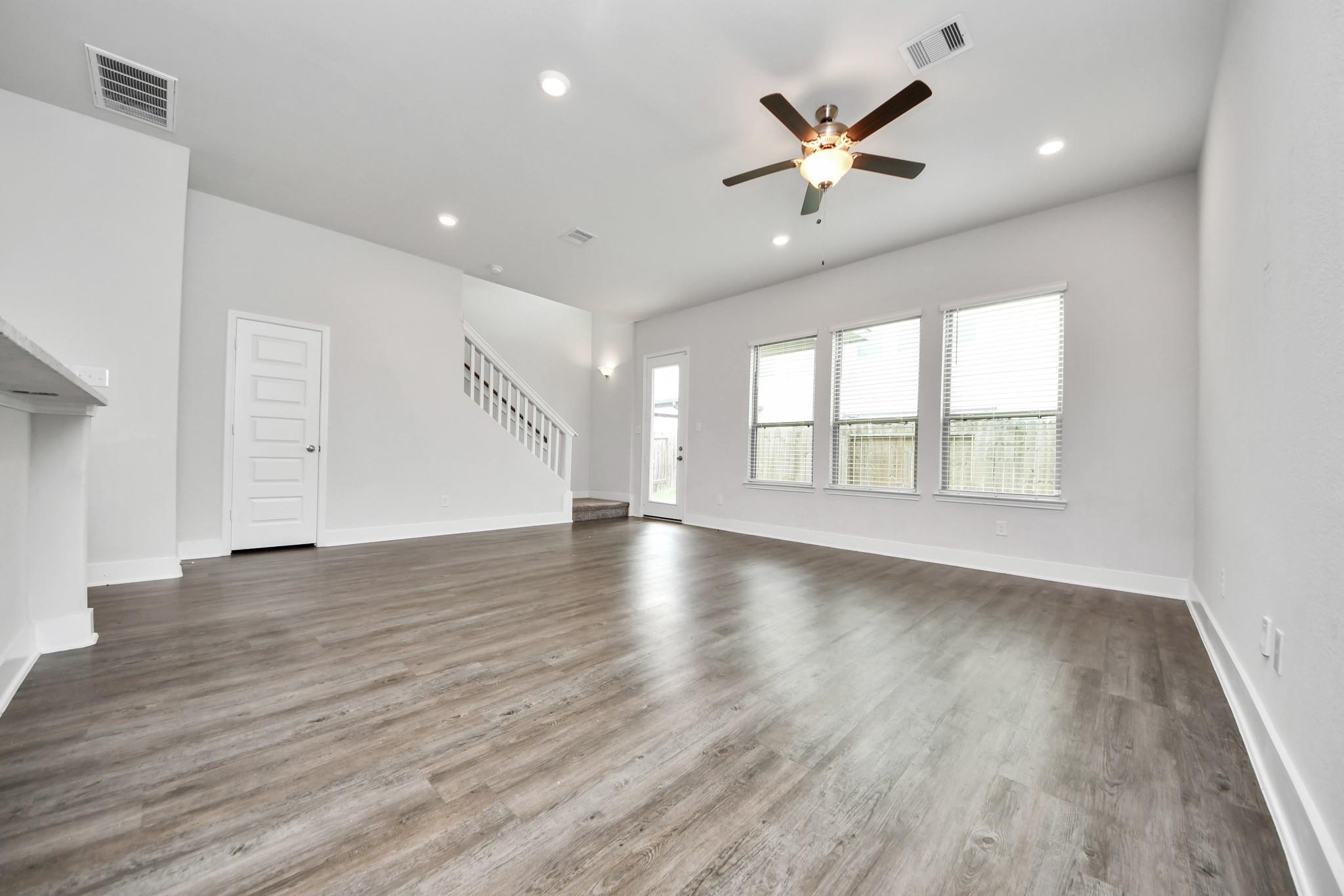 4423 Santorini Lane