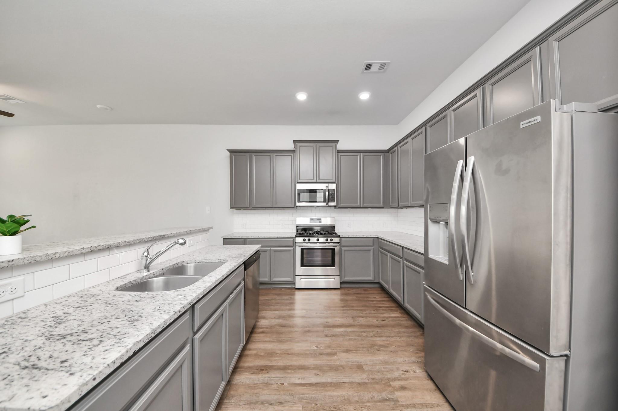 4423 Santorini Lane
