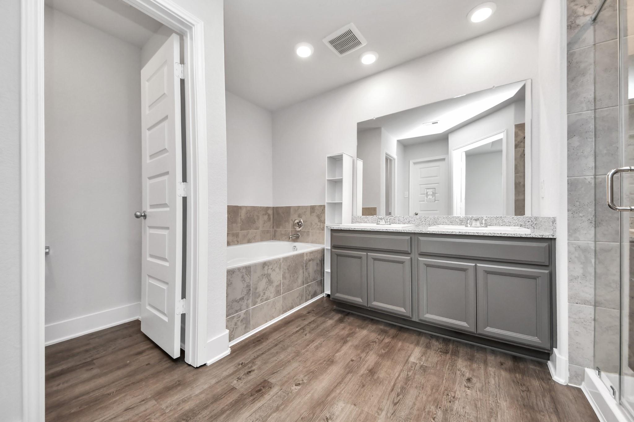 4423 Santorini Lane