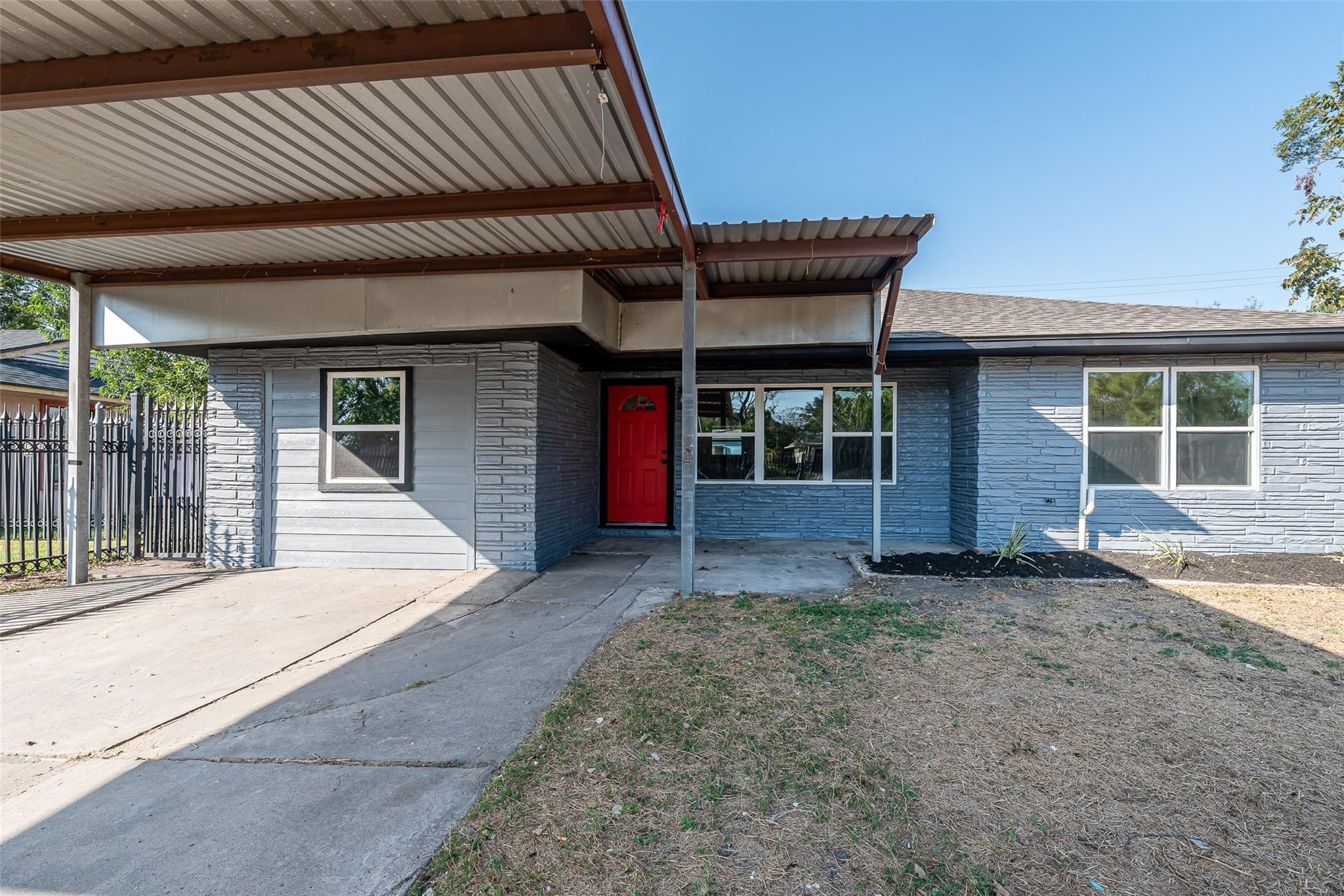 8658 Sonneville Drive