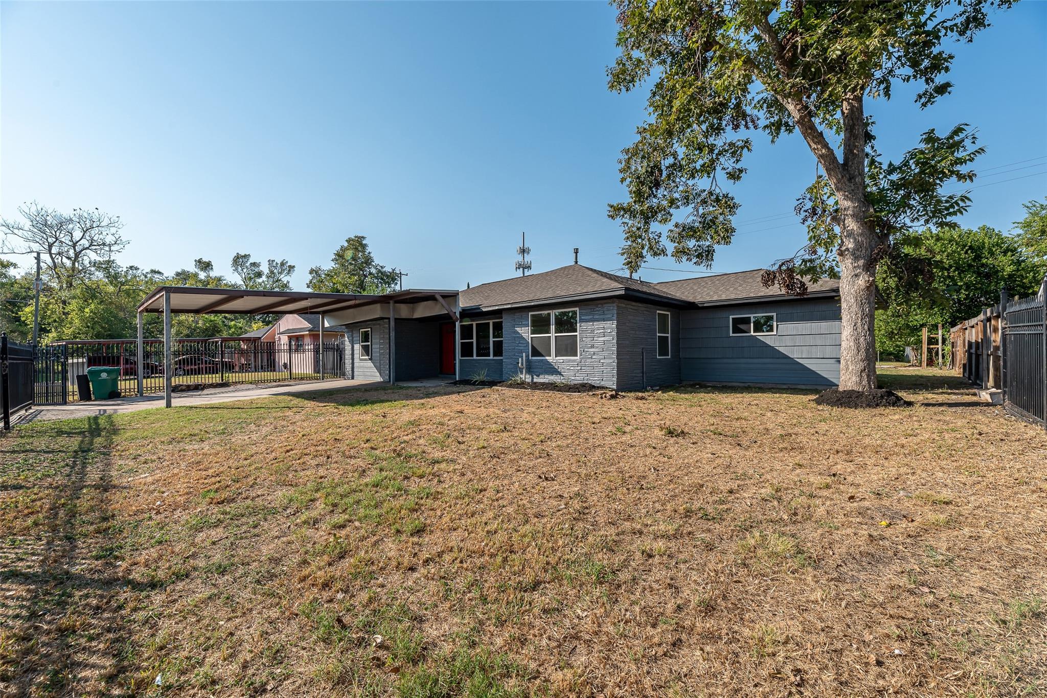 8658 Sonneville Drive