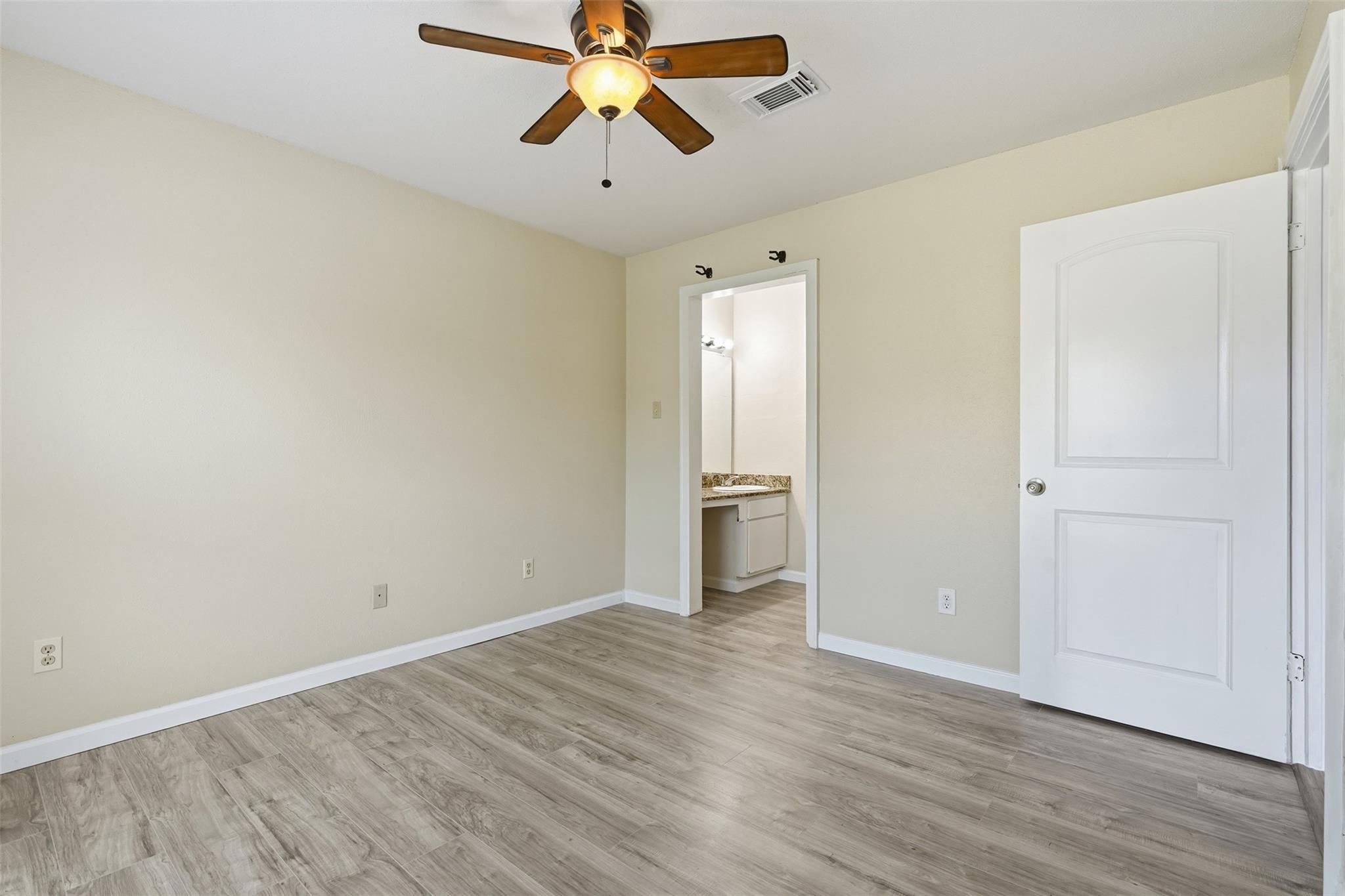 18800 Egret Bay Boulevard # 1007