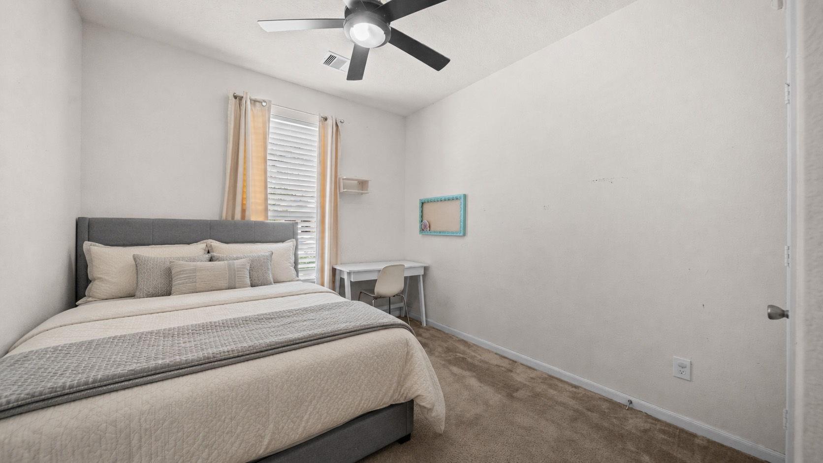 2515 Hawthorn Park Court