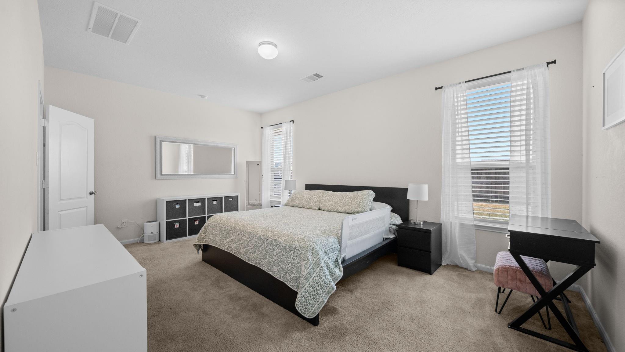 2515 Hawthorn Park Court