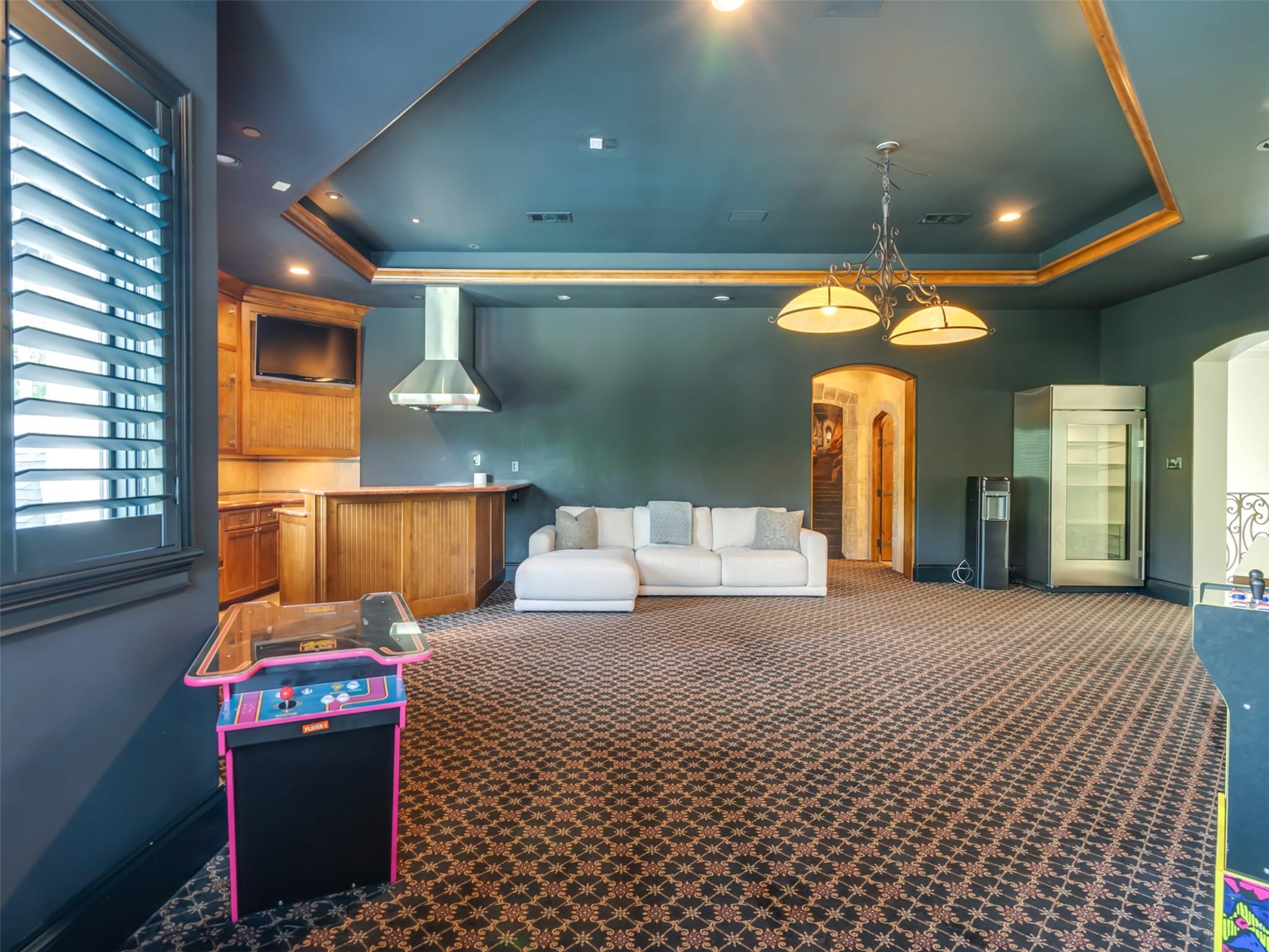 11527 Green Oaks Drive